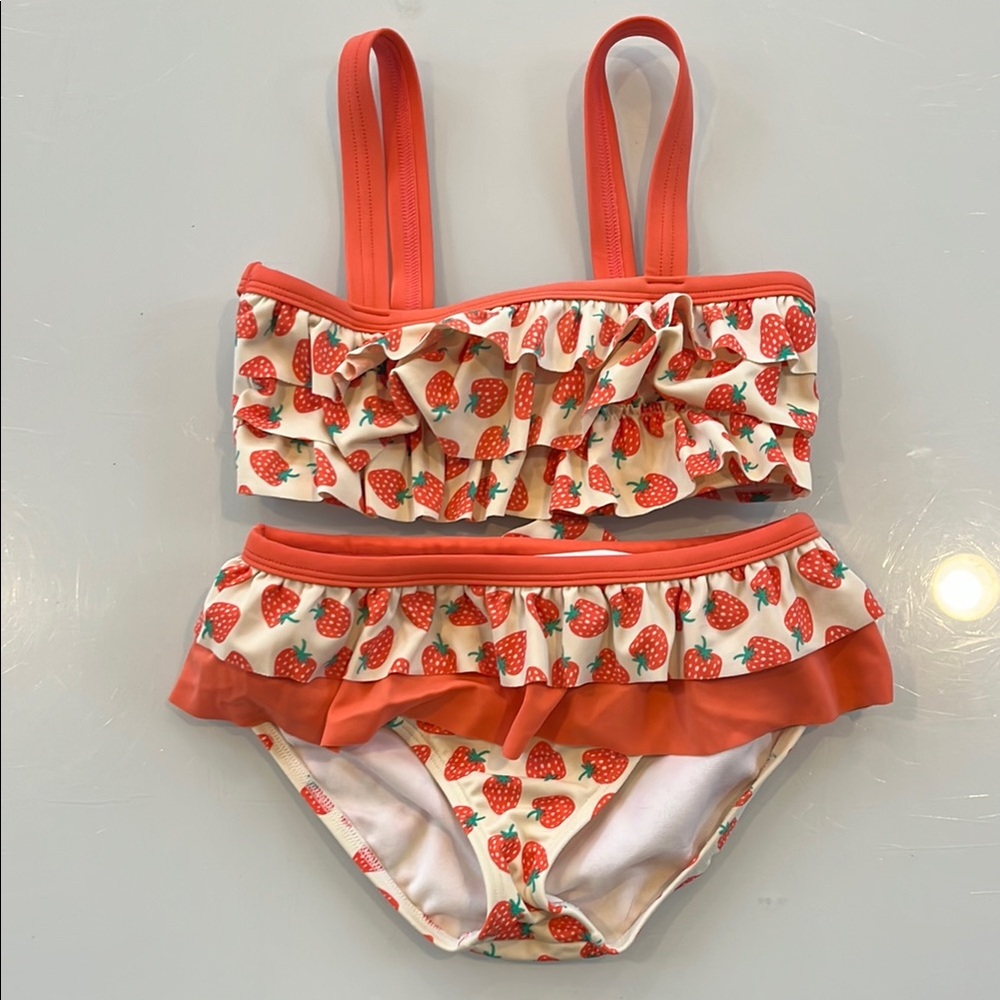 Boden Strawberry 🍓 Print Ruffle Bikini Set
